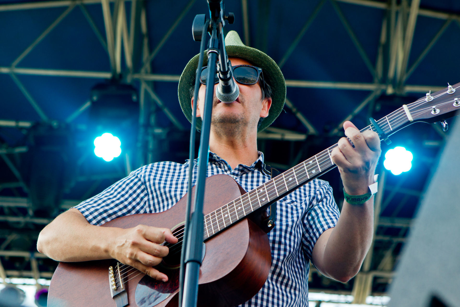 Josh Rouse, “The Holiday Sounds of Josh Rouse”